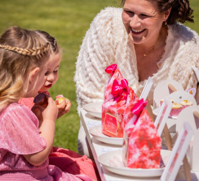 Pink Glamour Styled Shoot | preview